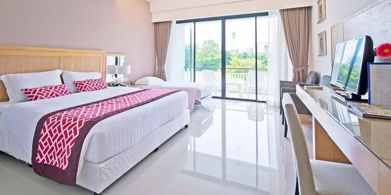 room_0c3dcb06-790c-4123-b211-1e8acce10676