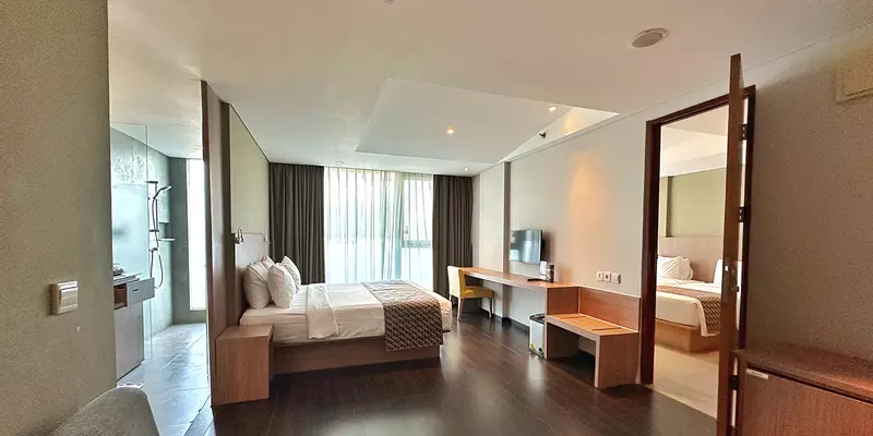 room_2eca3058-5975-4ce8-bc43-79956870bf35.jpg