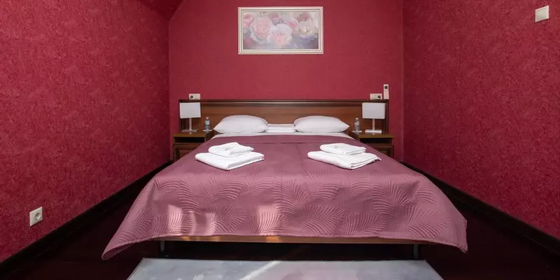 room_9facedb2-e036-41ca-b5b8-e72b49962694.jpg