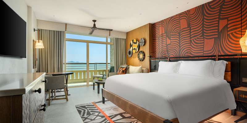 room_03087e66-2e04-4ed9-b682-1c0d99f790d8
