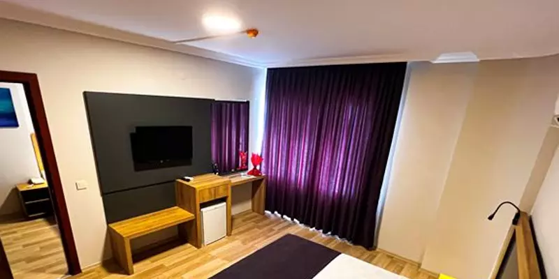room_32623a0b-055d-4174-bdda-e0ef97506b98