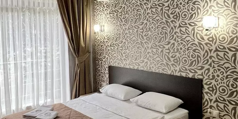 room_a2b78a46-2ff0-49bf-9fe0-3b18d5c331db.jpg