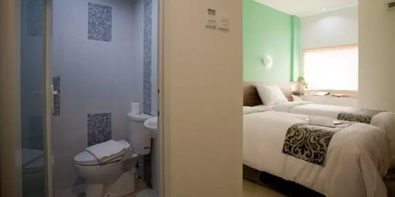 room_908690aa-35fc-4da6-9d00-551d103442bd.jpg