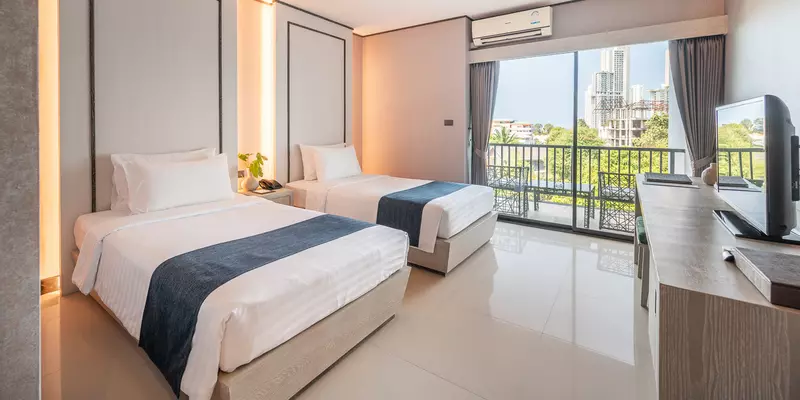 room_482d6c97-48ad-44f3-99af-ad81b43627d9