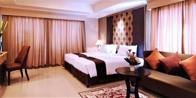 room_940959bf-ff51-4b84-a046-2b9bac0bfedf.jpg