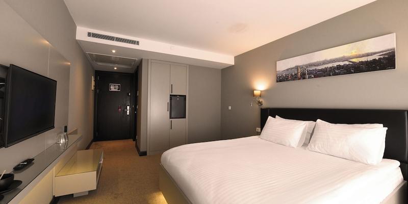 room_3c2c1bb8-5d22-4247-93d8-4cf369c7b4e5.jpg