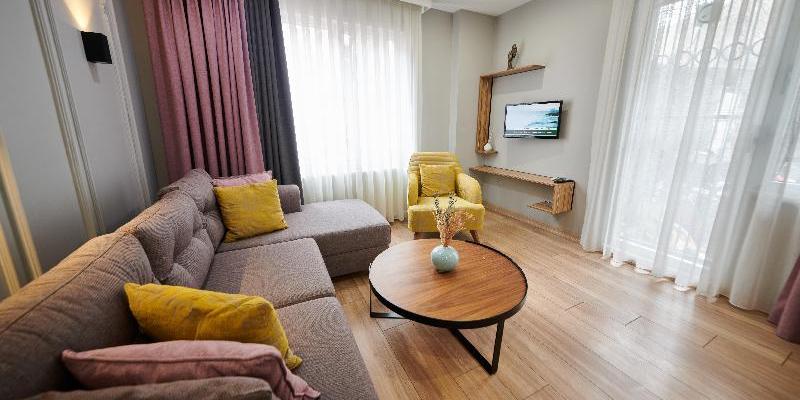 room_c6943614-3f0d-4e30-b628-68e8b9f5cf84.jpg