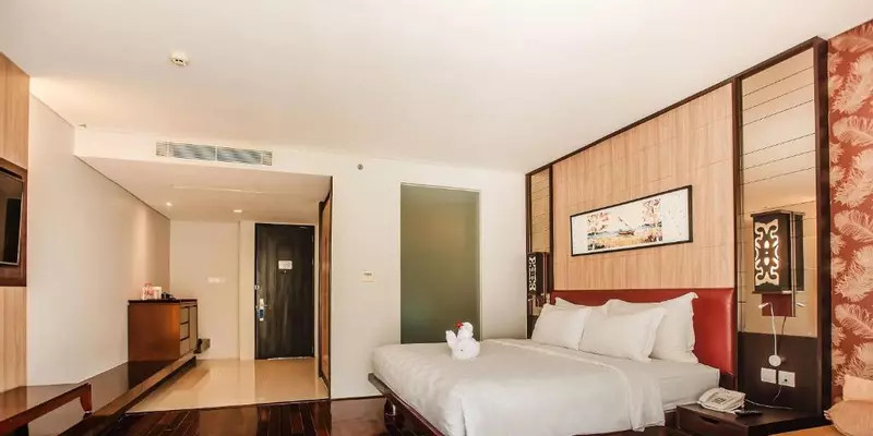 room_6ceb602e-0733-48e8-9d1b-8ee9949ddd94.jpg