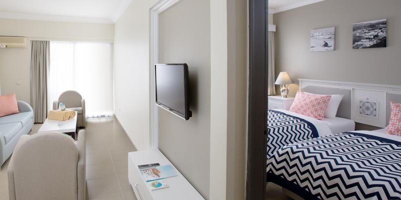 room_2ac57fa3-7bed-4eed-bbd7-6835123e2f6d