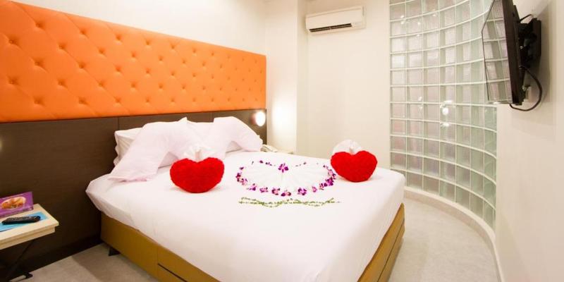 room_4238c33c-a3e6-49e6-aa6b-3a2d9d0f5763.jpg