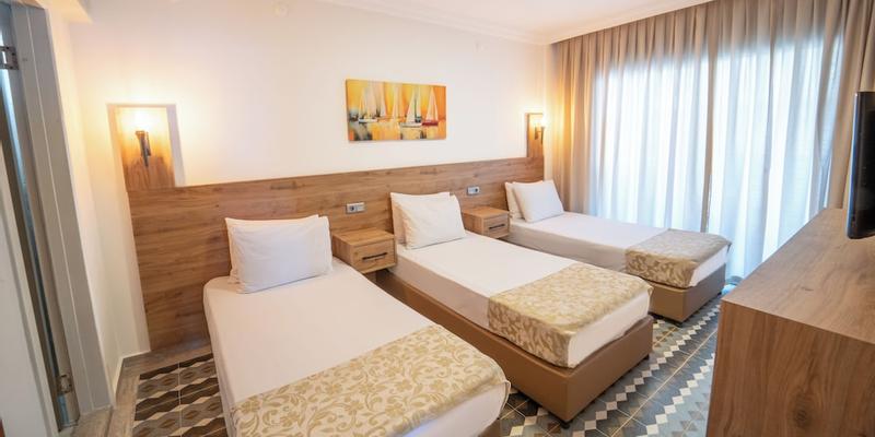 room_e69bba06-c975-4fc2-a086-87f5bd3200f9.jpg