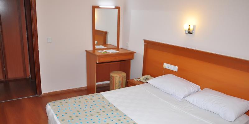 room_d2e4aadc-43e0-4c41-a4c0-0facd2d3f912