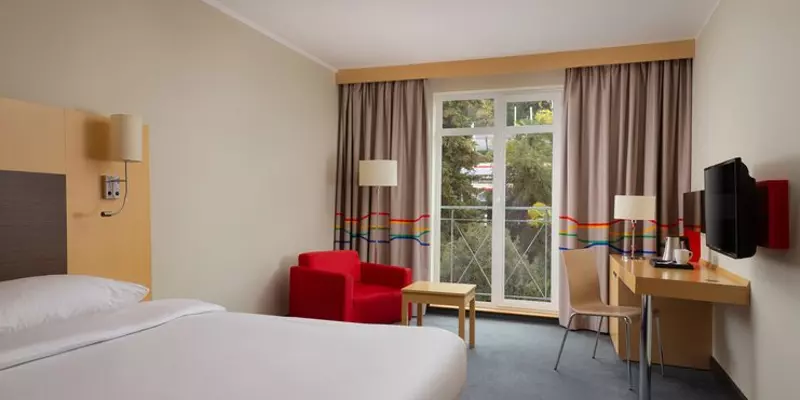 room_4e4467ac-7bc3-422f-b994-930bf08169a0