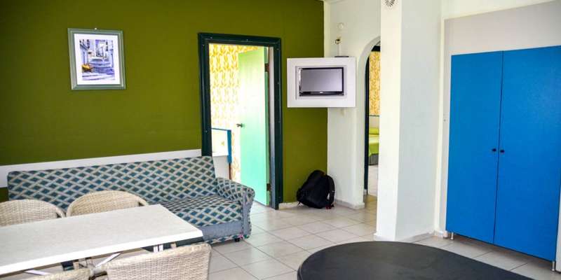room_524da0ac-b731-4420-8067-d9f374ed6c3e