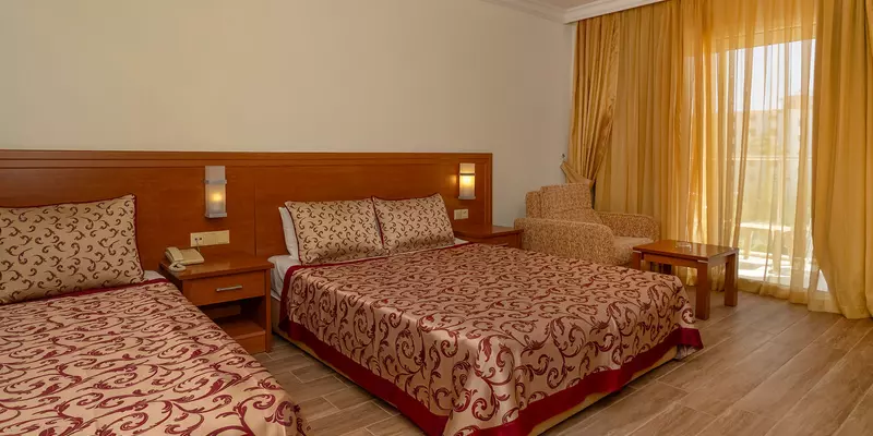 room_0b59d9c3-fac6-4dcd-aadf-e7c04920dff8
