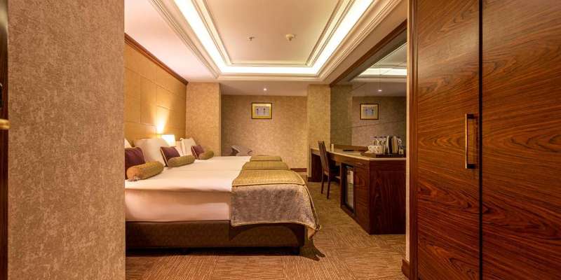 room_002afaa4-f0a9-4549-a305-0cd6ac27c0ee.jpg