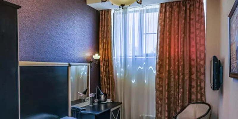 room_b90416fe-dc77-4927-9c54-0e9a7b5d384e.jpg