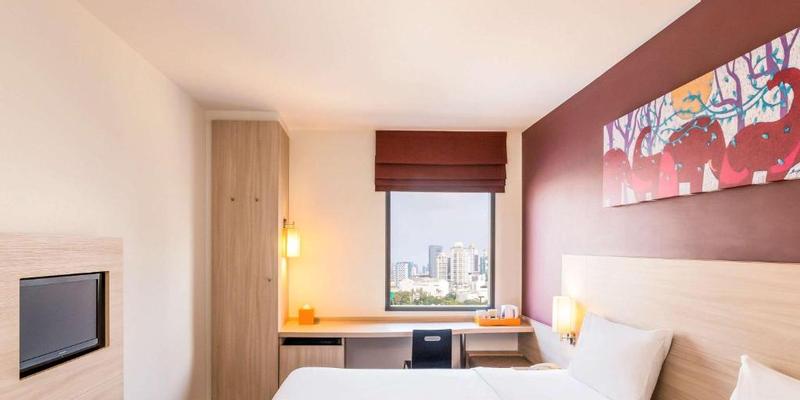 room_9a526faa-84b2-47ca-a1e0-e39055165243.jpg