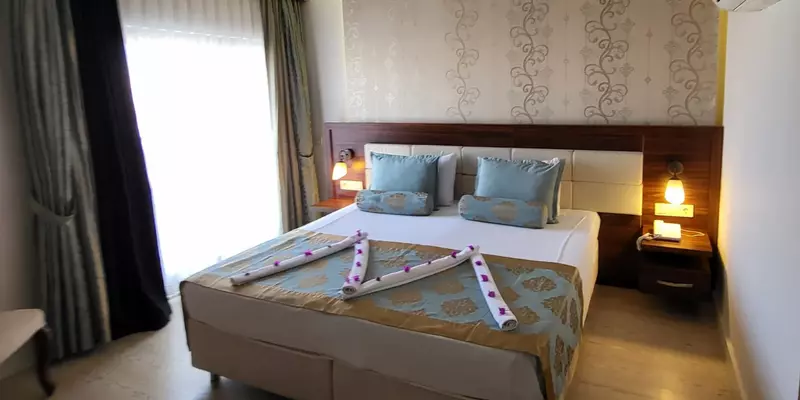 room_828d8852-cc66-4b24-81d1-466d3d7fbca4