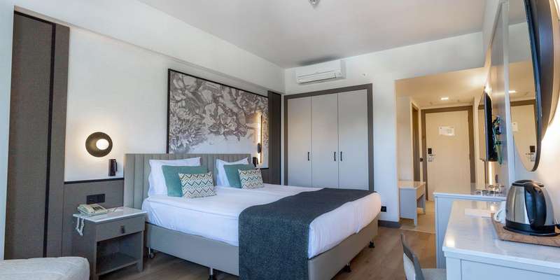 room_d8feb9cf-af4f-41b6-ad36-b2a2ae05fa92