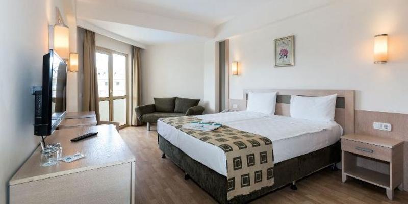 room_ec15b71c-8a26-4193-b531-7e966bf38308