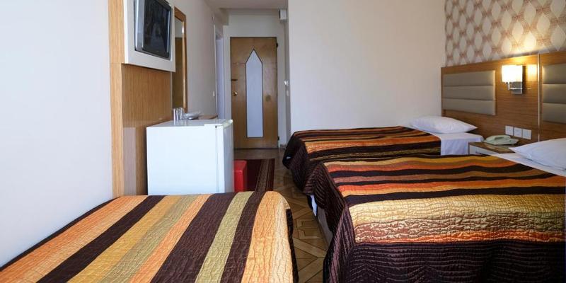 room_ec4bfca6-7d7c-4069-a7ea-c8ee132b6cc3.jpg