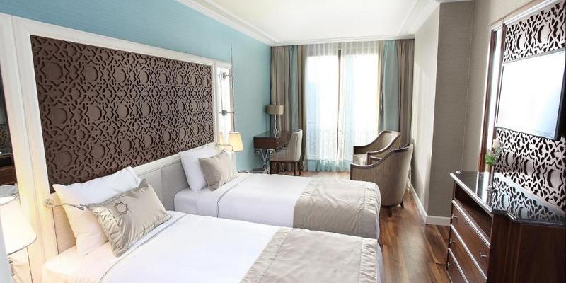 room_9506f740-ef9d-4f0a-bb73-b73bbb73783f.jpg