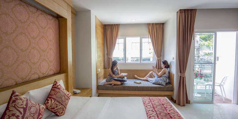 room_925f7c34-6608-4492-8122-eaa737cb2eb5.jpg