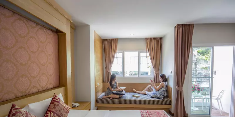 room_925f7c34-6608-4492-8122-eaa737cb2eb5.jpg