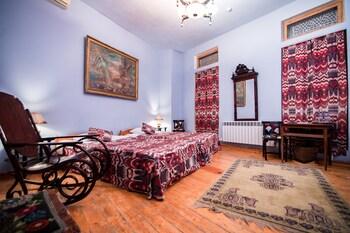 room_895a1d2a-c46f-4602-bdbd-3346e4a2f1cd.jpg