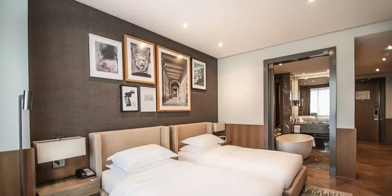 room_31b77c07-7f67-4482-bca3-e653543c37bf