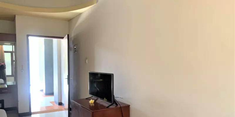 room_52e85c9d-6337-46dc-9846-76b6c8ea000b.jpg