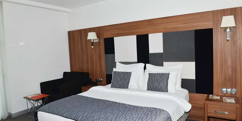 room_fc958fc4-f86c-4d54-8946-6b16b5fb291a.jpg