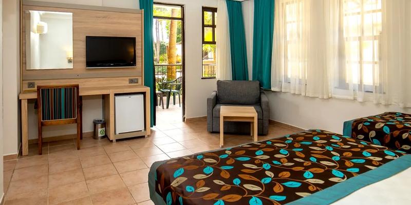 room_fec740dc-c546-4bb0-8f97-f1d14d1f2b22