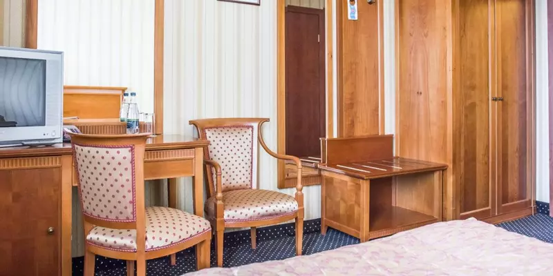 room_0cdfaf1d-c4df-455c-b3ca-efef50c4d625.jpg