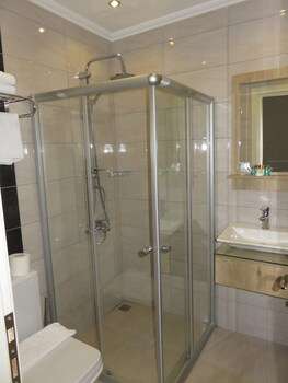 room_e1a5acbc-9eda-412e-bbef-fa4bf559fb97.jpg