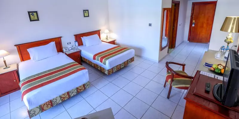 room_2dfd6992-c6b2-4b1d-bf46-bb38b7f54201
