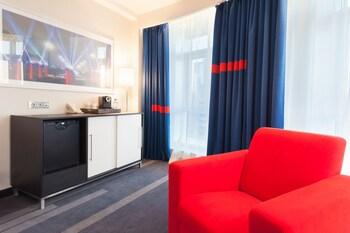 room_ed422958-e2a4-4c36-a468-5f0d326570dc.jpg