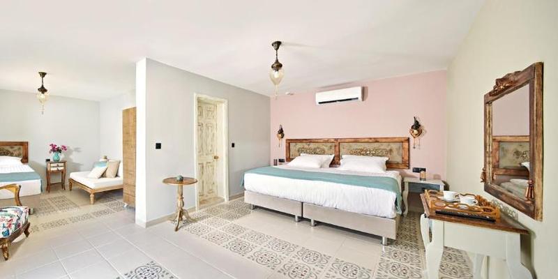 room_a0b20403-8795-4f3e-bd18-3019f08ec586