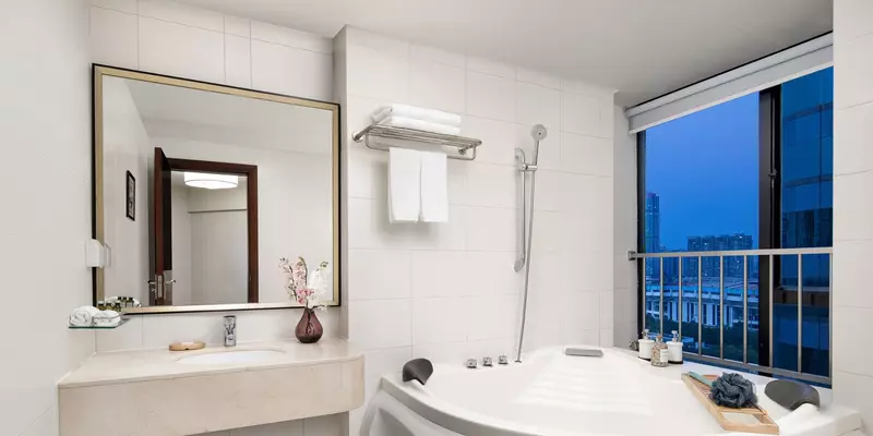 room_c30444e0-b8c0-4b7a-a7ab-d8745fd3cb81.jpg