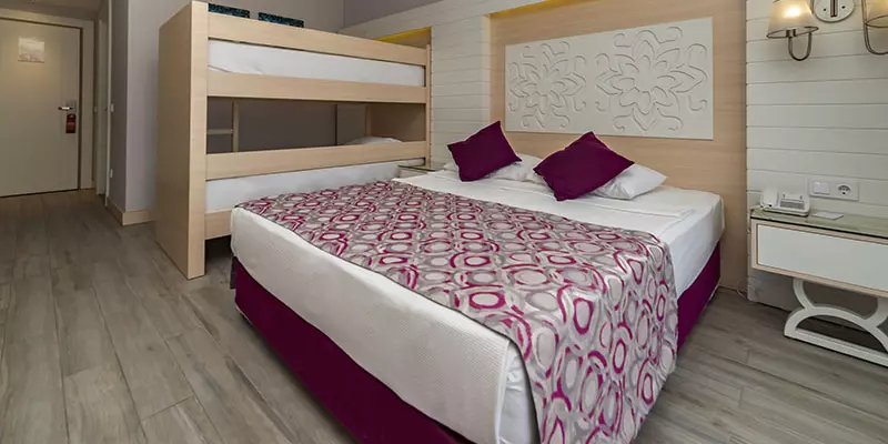 room_ac025007-e8d4-4180-924c-77342c80b2f8