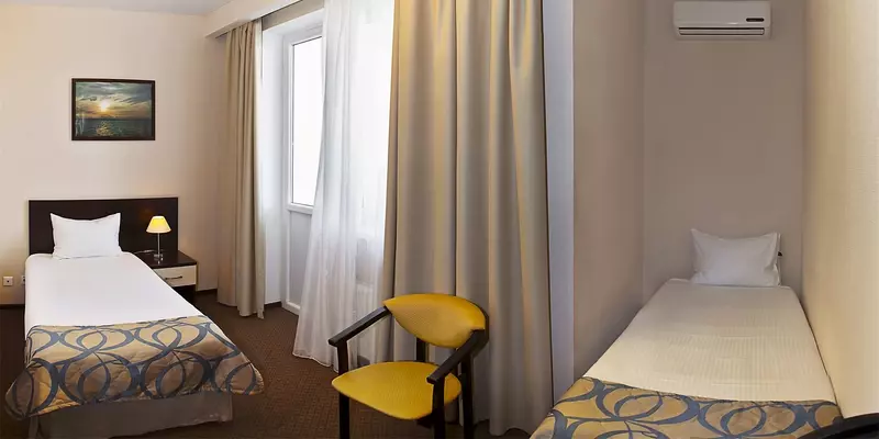 room_a162610f-96d0-42dc-80e8-bd7d65598c8e