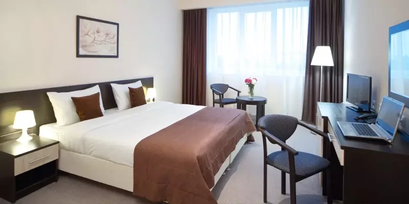 room_ae65cfda-41bd-48f4-ac9f-40108ee3194a