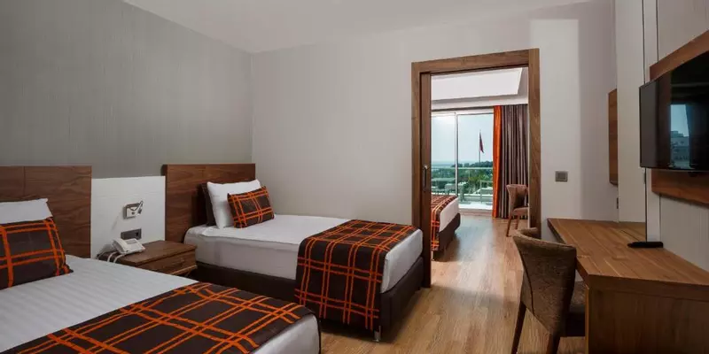 room_a55f13eb-9cb4-4aa3-98d6-ff95dc6e5db7.jpg
