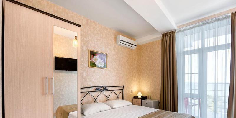 room_68d5aeb3-6192-4c50-b838-1e4c99c9a586