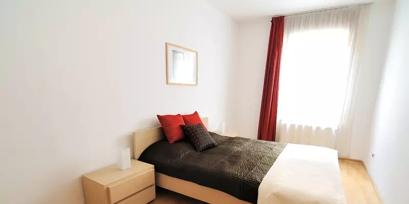 room_c24fb676-9eae-4bd2-a302-a839c8e61acf.jpg