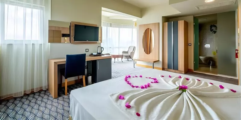room_3f46e8bd-3aa2-4557-88b5-2754074ef192