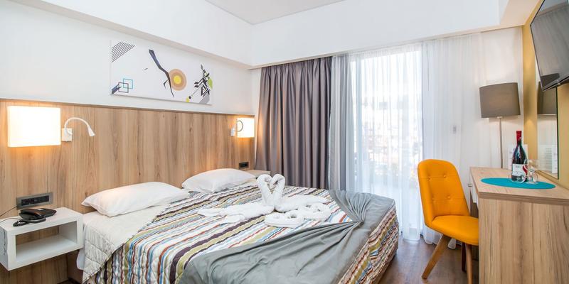 room_6f7e0fe2-0dda-42d6-a032-ad9dd795748c.jpg