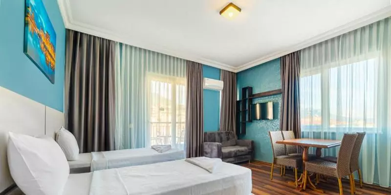 room_17ed20cd-a590-4267-a261-87c0e78e1986