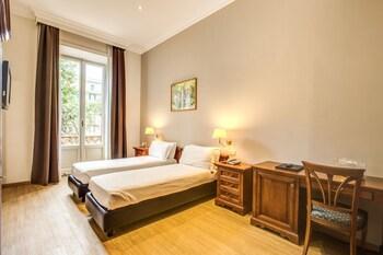 room_618ad38a-bd18-4c8f-9a8d-8e1b89d36765.jpg